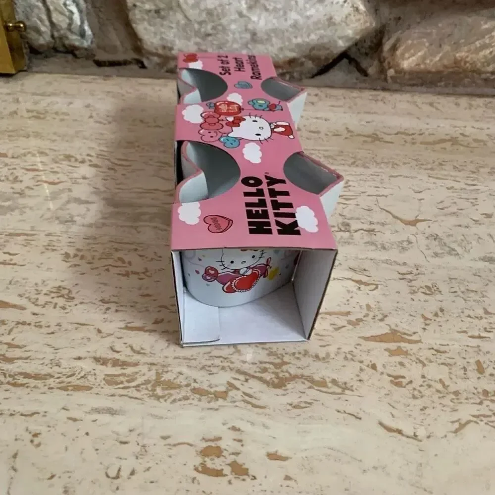 Hello Kitty hello kitty